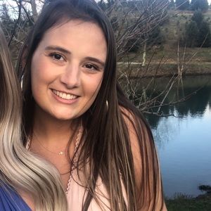 Meet your Posher, Jenna